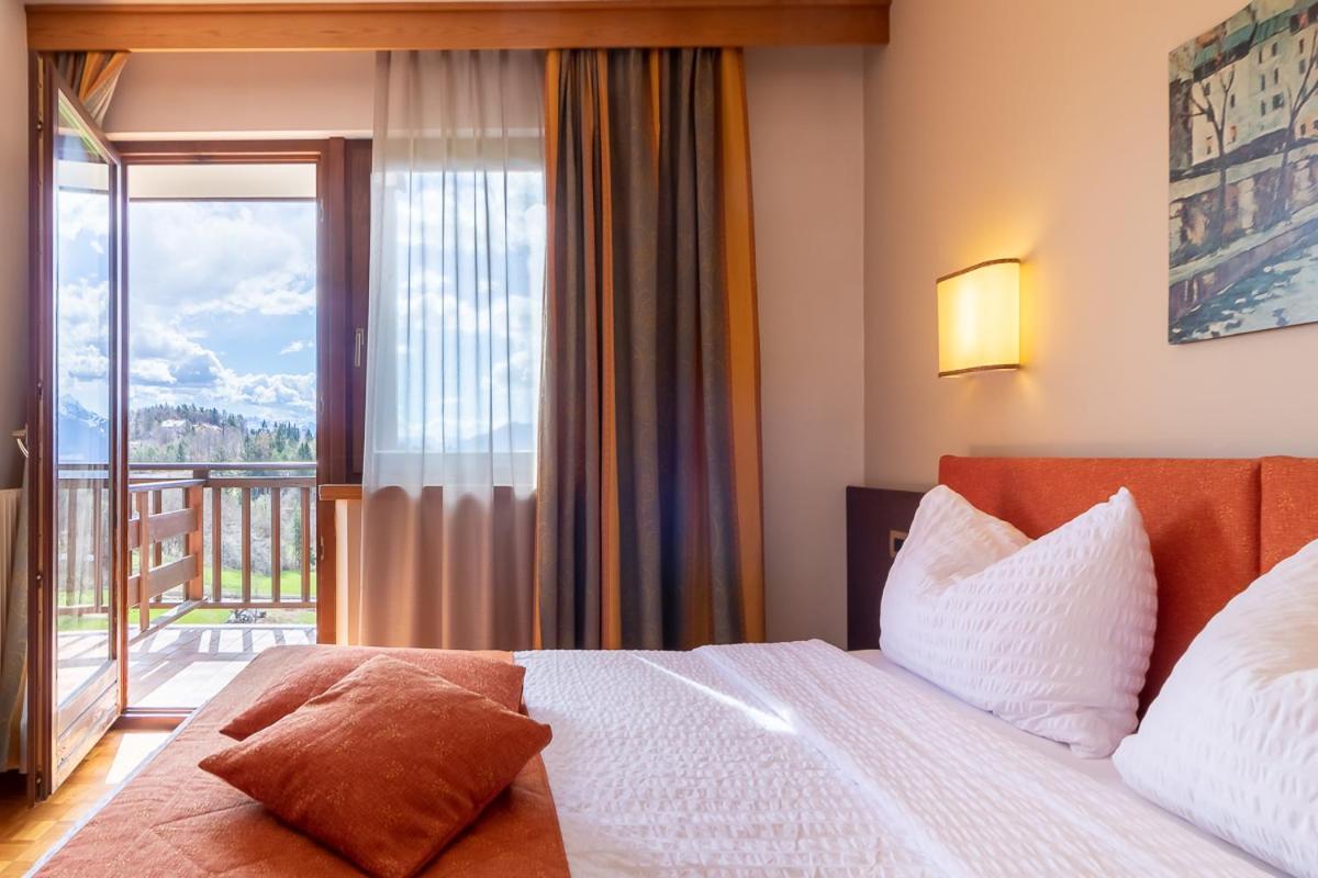 Hotel Arcobaleno Fai della Paganella Ngoại thất bức ảnh