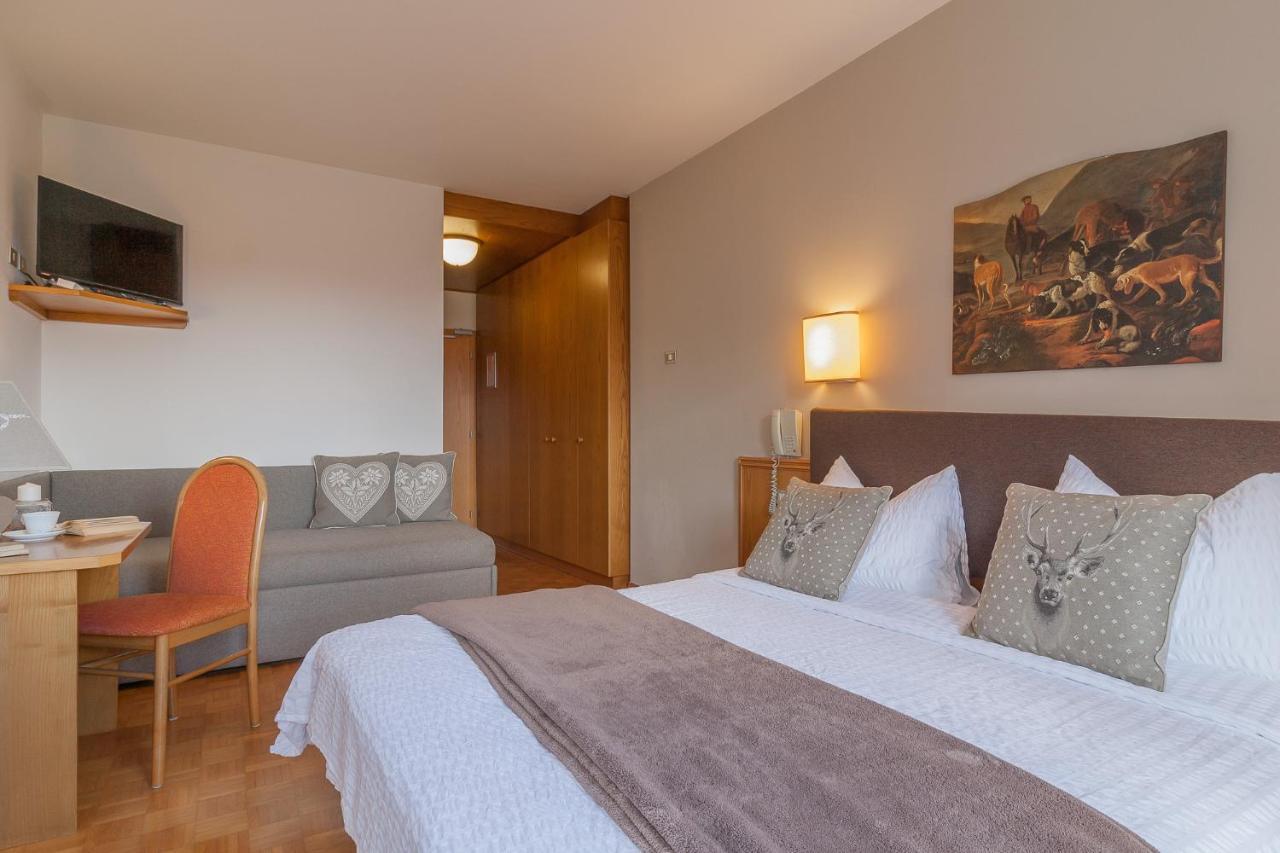 Hotel Arcobaleno Fai della Paganella Ngoại thất bức ảnh
